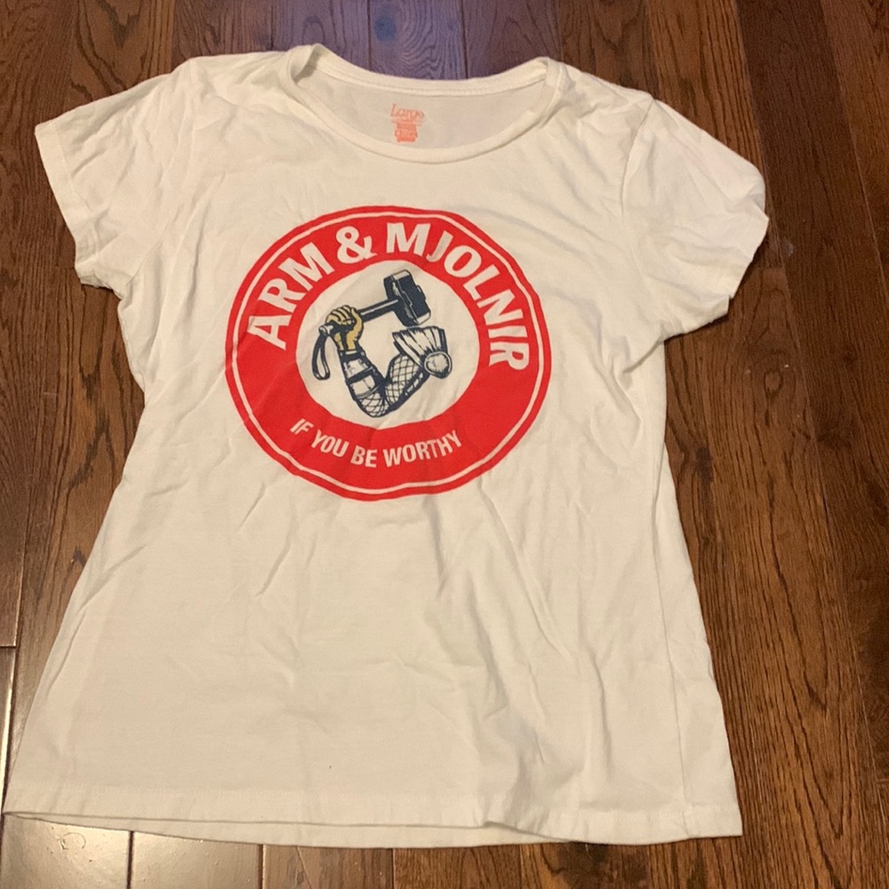 Thor t shirt ladies large